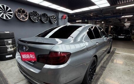 BMW 5 серия, 2011 год, 1 800 000 рублей, 10 фотография