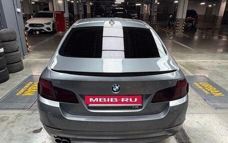 BMW 5 серия, 2011 год, 1 800 000 рублей, 7 фотография