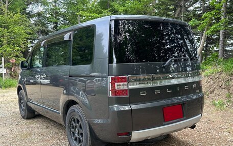 Mitsubishi Delica D:5 I, 2017 год, 2 200 000 рублей, 10 фотография