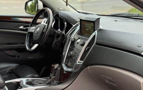 Cadillac SRX II рестайлинг, 2011 год, 875 000 рублей, 11 фотография