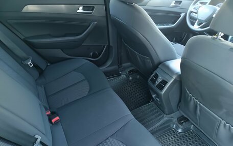 Hyundai Sonata VII, 2019 год, 1 810 000 рублей, 19 фотография