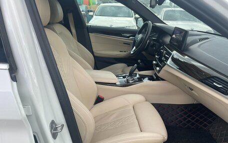 BMW 5 серия, 2022 год, 3 950 000 рублей, 9 фотография