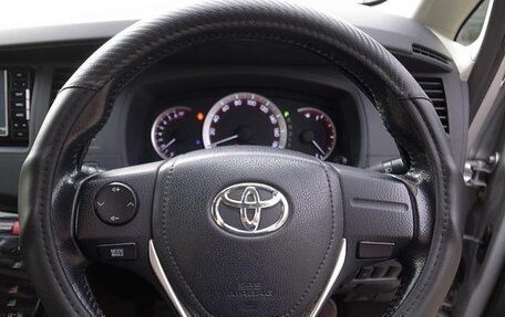 Toyota ISis I, 2015 год, 1 047 000 рублей, 14 фотография