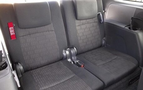 Toyota ISis I, 2015 год, 1 047 000 рублей, 10 фотография
