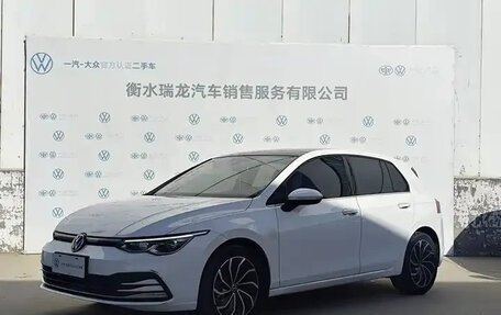 Volkswagen Golf VIII, 2022 год, 1 622 666 рублей, 3 фотография