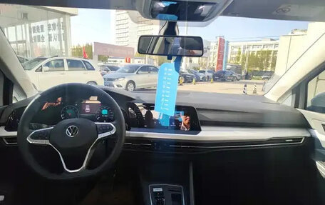 Volkswagen Golf VIII, 2022 год, 1 622 666 рублей, 9 фотография