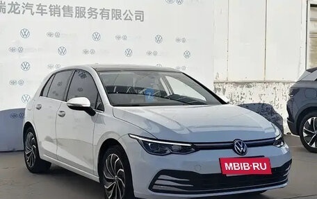 Volkswagen Golf VIII, 2022 год, 1 622 666 рублей, 8 фотография