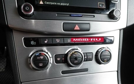 Volkswagen Passat B7, 2012 год, 1 630 000 рублей, 18 фотография