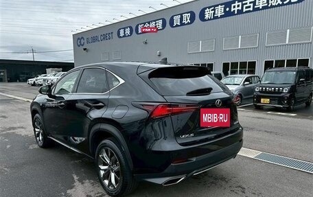 Lexus NX, 2021 год, 2 600 000 рублей, 4 фотография