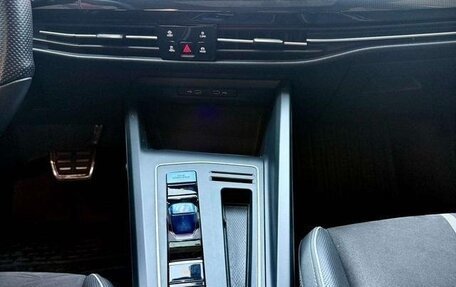 Volkswagen Golf VIII, 2023 год, 1 989 000 рублей, 22 фотография