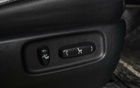 Toyota Land Cruiser 200, 2011 год, 3 699 000 рублей, 23 фотография