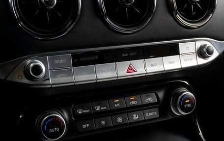 KIA Stinger I, 2018 год, 2 999 000 рублей, 25 фотография