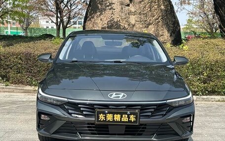 Hyundai Elantra, 2022 год, 1 350 000 рублей, 2 фотография