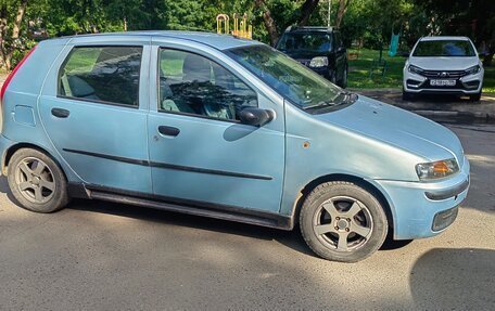 Fiat Punto III Punto Evo рестайлинг, 2002 год, 235 000 рублей, 2 фотография