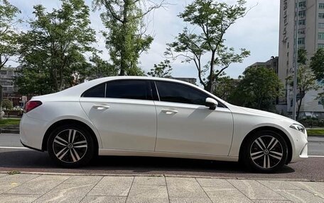 Mercedes-Benz A-Класс, 2022 год, 2 037 312 рублей, 8 фотография