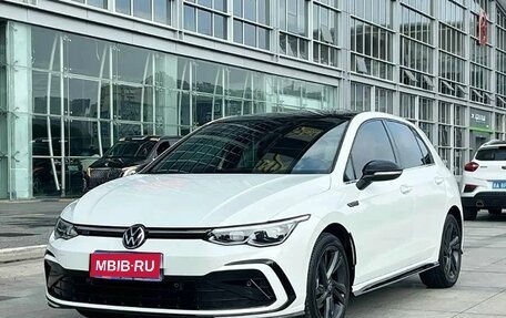 Volkswagen Golf VIII, 2022 год, 1 530 000 рублей, 1 фотография