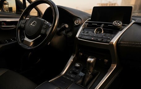 Lexus NX I, 2021 год, 3 500 000 рублей, 10 фотография
