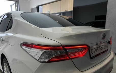 Toyota Camry, 2018 год, 2 600 000 рублей, 6 фотография