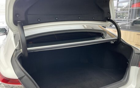 Toyota Camry, 2018 год, 2 600 000 рублей, 16 фотография