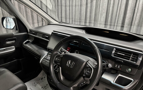 Honda Stepwgn IV, 2017 год, 2 099 000 рублей, 9 фотография