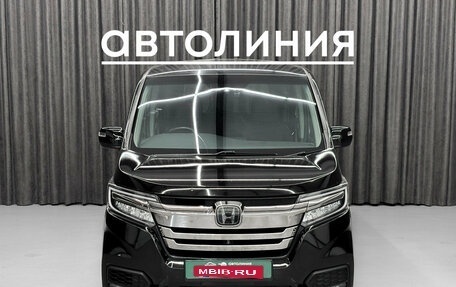 Honda Stepwgn IV, 2017 год, 2 099 000 рублей, 2 фотография