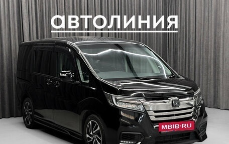 Honda Stepwgn IV, 2017 год, 2 099 000 рублей, 3 фотография