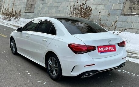 Mercedes-Benz A-Класс, 2022 год, 1 560 000 рублей, 3 фотография