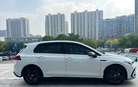 Volkswagen Golf VIII, 2022 год, 1 530 000 рублей, 7 фотография