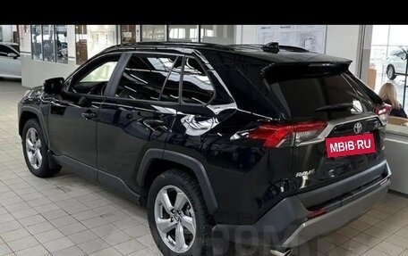 Toyota RAV4, 2020 год, 3 100 000 рублей, 3 фотография