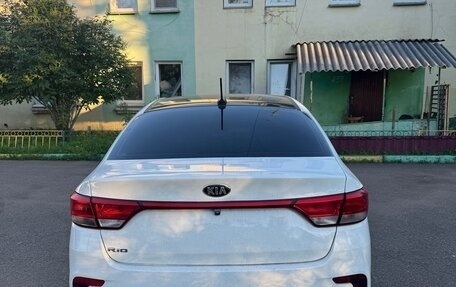 KIA Rio IV, 2017 год, 900 000 рублей, 5 фотография