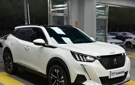 Peugeot 2008 II, 2023 год, 1 100 000 рублей, 3 фотография