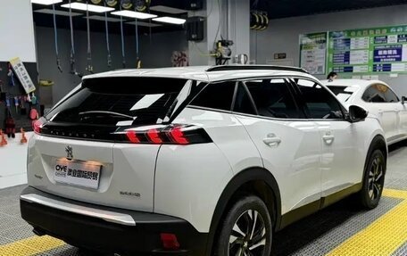 Peugeot 2008 II, 2023 год, 1 100 000 рублей, 6 фотография