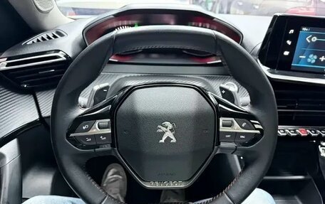 Peugeot 2008 II, 2023 год, 1 100 000 рублей, 10 фотография