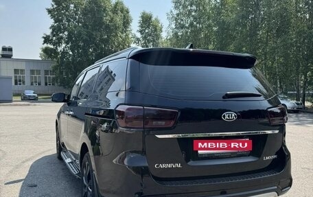 KIA Carnival III, 2019 год, 2 590 000 рублей, 5 фотография