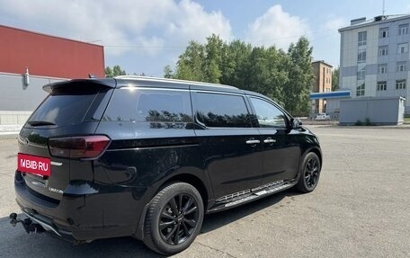 KIA Carnival III, 2019 год, 2 590 000 рублей, 17 фотография
