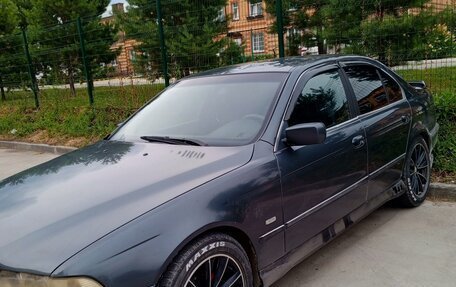 BMW 5 серия, 1998 год, 500 000 рублей, 2 фотография