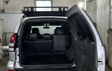 Toyota Land Cruiser Prado 120 рестайлинг, 2006 год, 2 500 000 рублей, 11 фотография