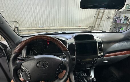 Toyota Land Cruiser Prado 120 рестайлинг, 2006 год, 2 500 000 рублей, 13 фотография