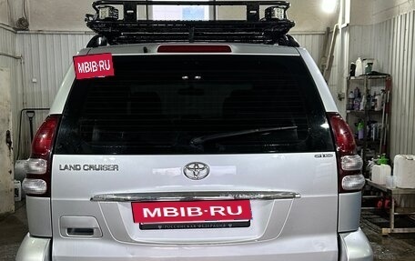 Toyota Land Cruiser Prado 120 рестайлинг, 2006 год, 2 500 000 рублей, 9 фотография