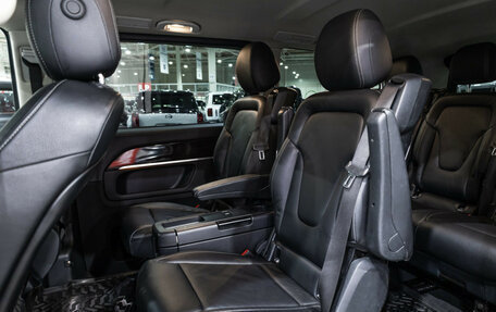 Mercedes-Benz V-Класс, 2016 год, 4 199 999 рублей, 13 фотография