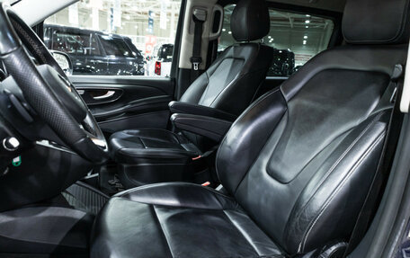 Mercedes-Benz V-Класс, 2016 год, 4 199 999 рублей, 18 фотография