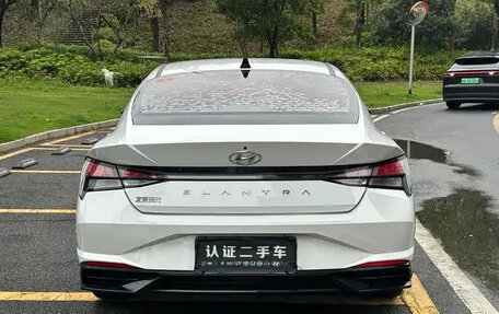 Hyundai Elantra, 2023 год, 1 560 300 рублей, 6 фотография