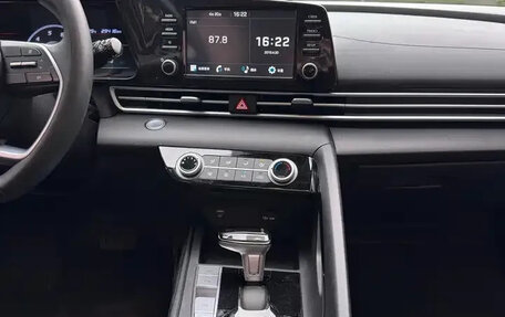 Hyundai Elantra, 2023 год, 1 560 300 рублей, 14 фотография