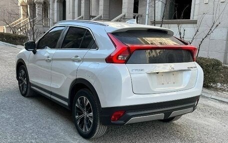 Mitsubishi Eclipse Cross, 2023 год, 1 570 000 рублей, 4 фотография