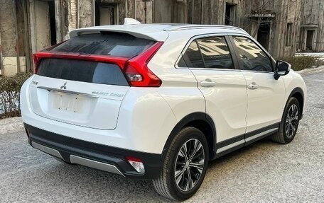 Mitsubishi Eclipse Cross, 2023 год, 1 570 000 рублей, 3 фотография