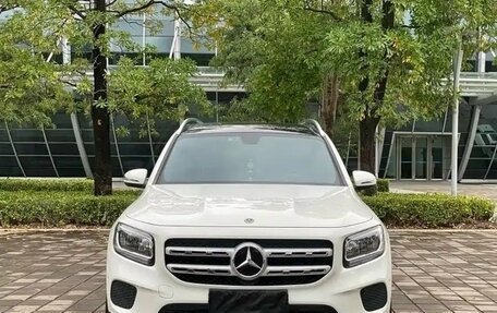 Mercedes-Benz GLB, 2020 год, 2 256 000 рублей, 2 фотография