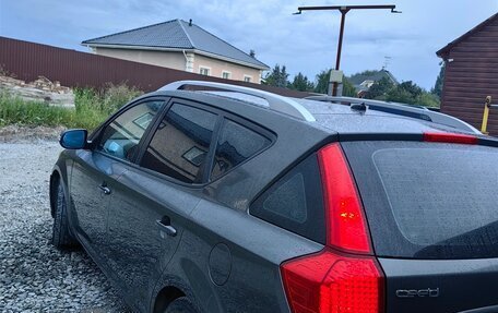 KIA cee'd I рестайлинг, 2010 год, 400 000 рублей, 2 фотография