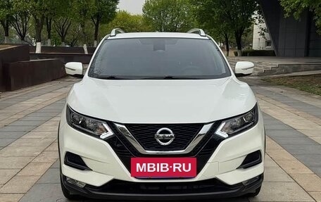 Nissan Qashqai, 2022 год, 1 500 000 рублей, 2 фотография