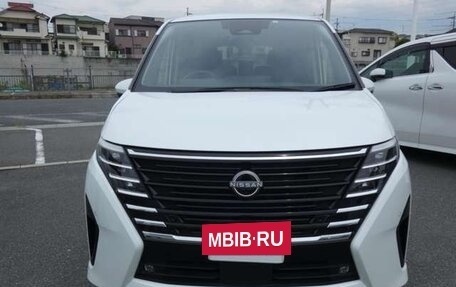 Nissan Serena, 2023 год, 2 270 300 рублей, 2 фотография