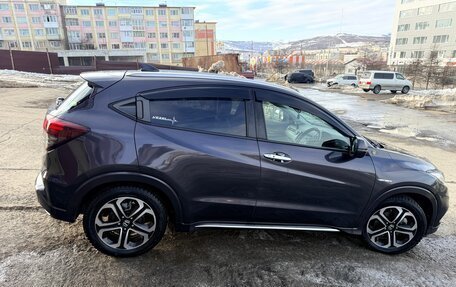 Honda Vezel, 2018 год, 2 350 000 рублей, 4 фотография